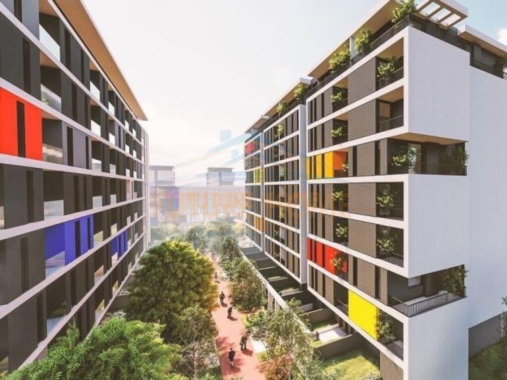 Shitet ,Apartament 2+1+2 Univers City.,Tirane