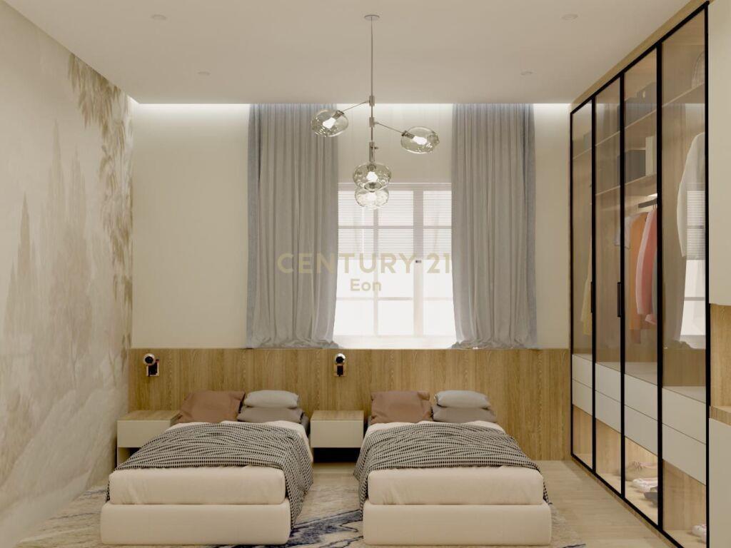 SHITET SUPER VILE NE DURRES