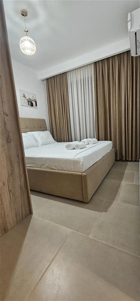 Apartament me qera ditore ne radhim plazh vlore 70€