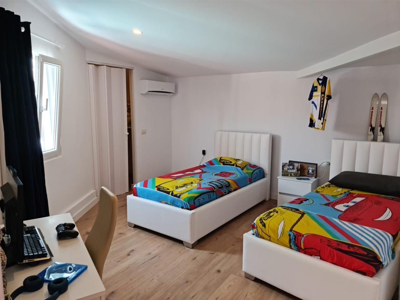 Penthouse unik tek Mali i Robit!