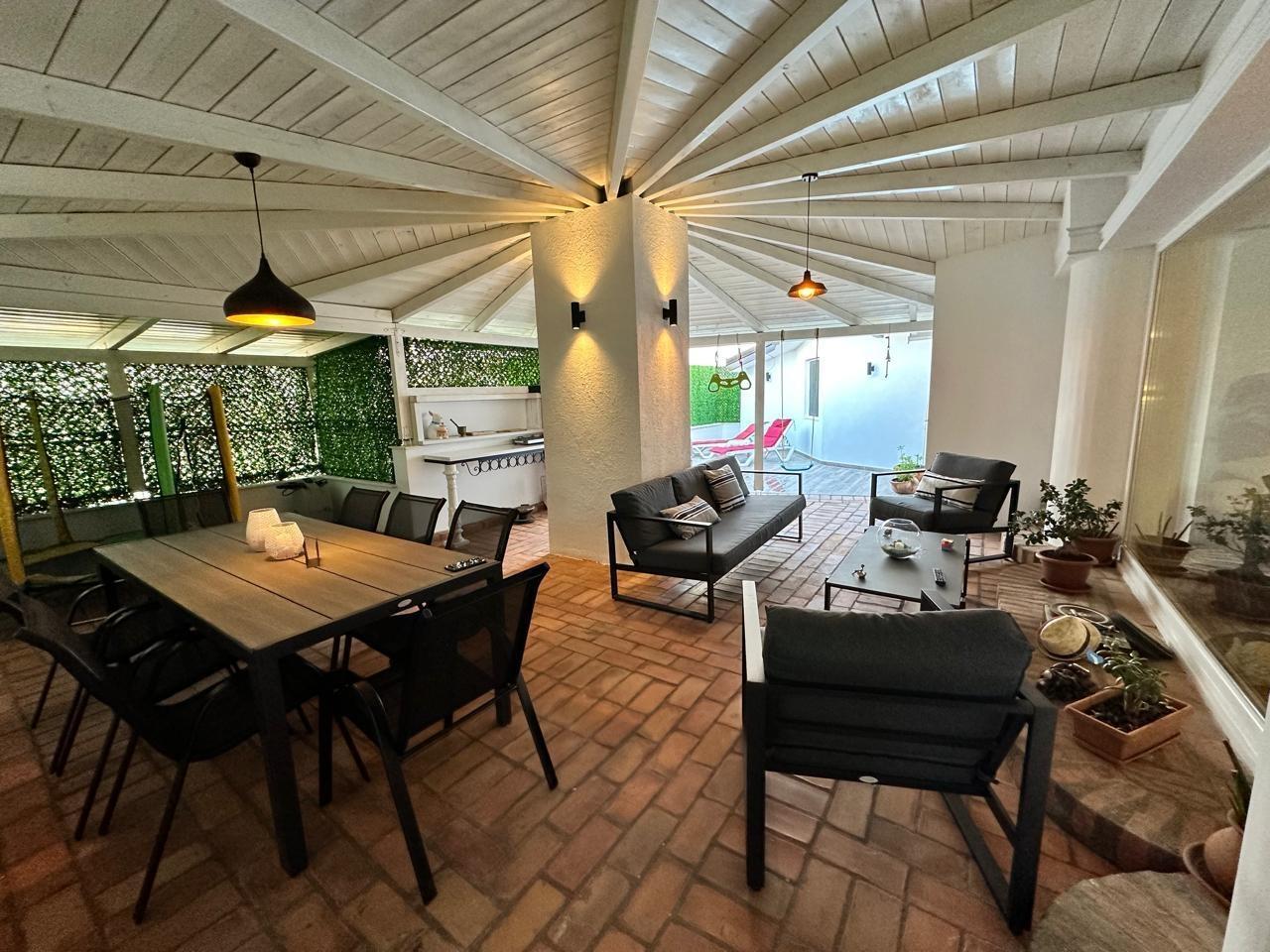 Penthouse unik tek Mali i Robit!