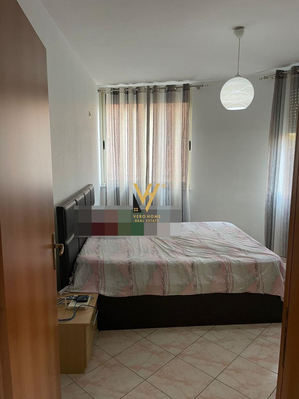 JEPET APARTAMENT 2+1ME QERA TE PAZARI I RI 550EURO