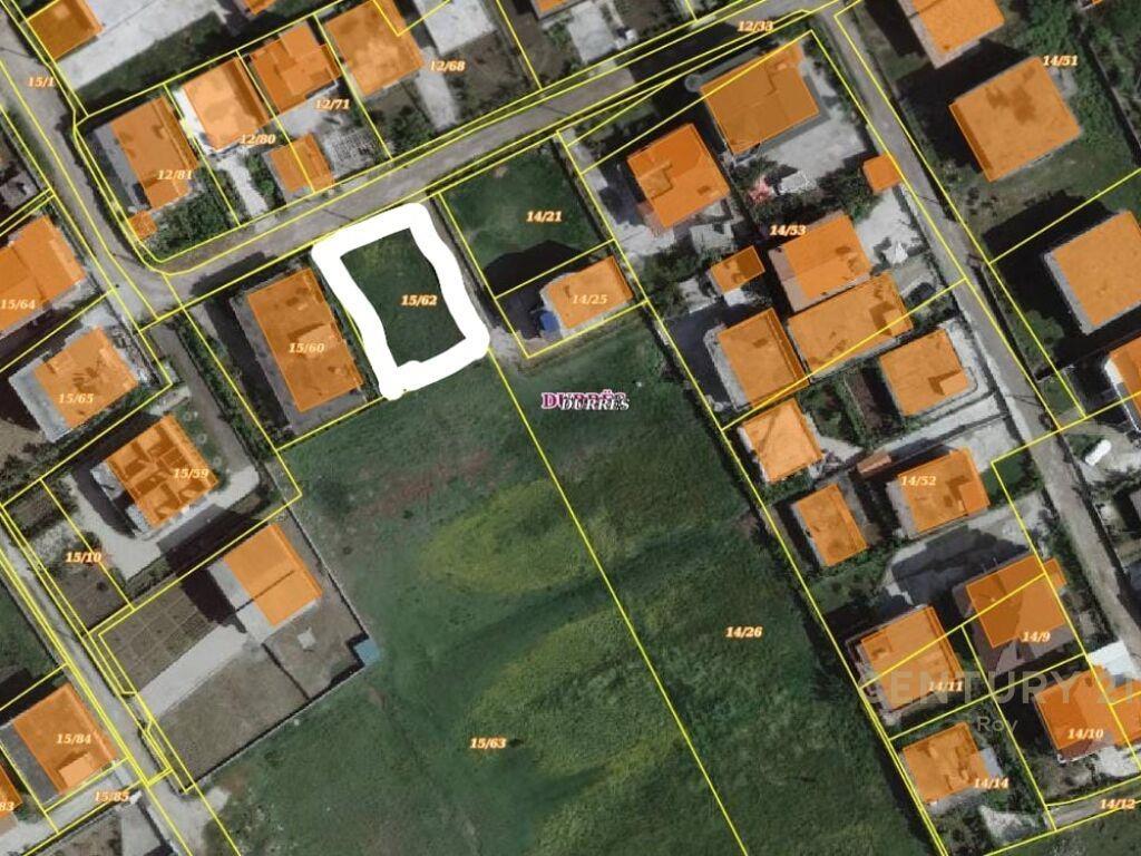 Truall për shitje në plazh mbi autostrade, Durrës – 50000€ |