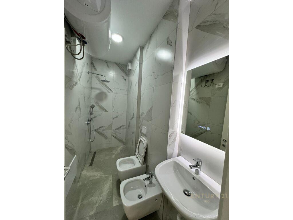 APARTAMENT 2+1+POST PARKIMI TE TIRANA GARDEN BUILDING!