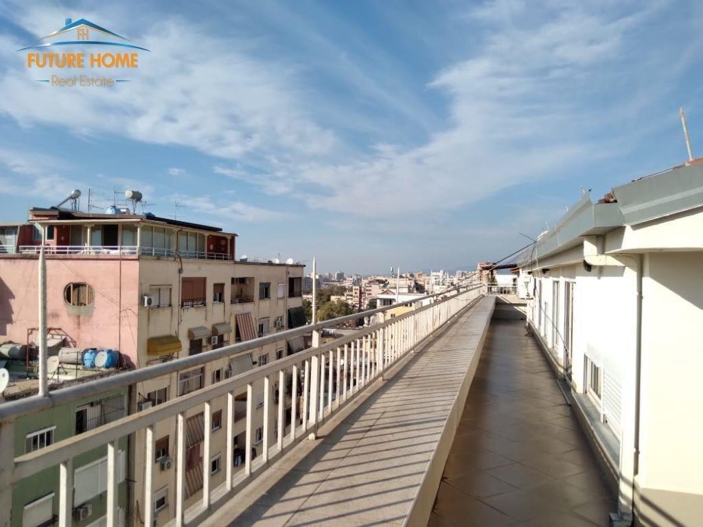 SHITET , PENTHOUSE + GARAZH , SHESHI WILLSON , TIRANE ..