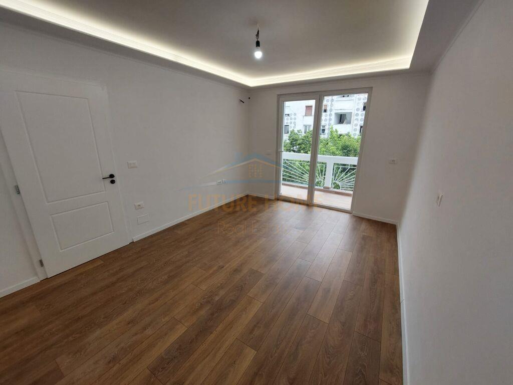 Disponojmë Apartament 2+1 për Shitje.