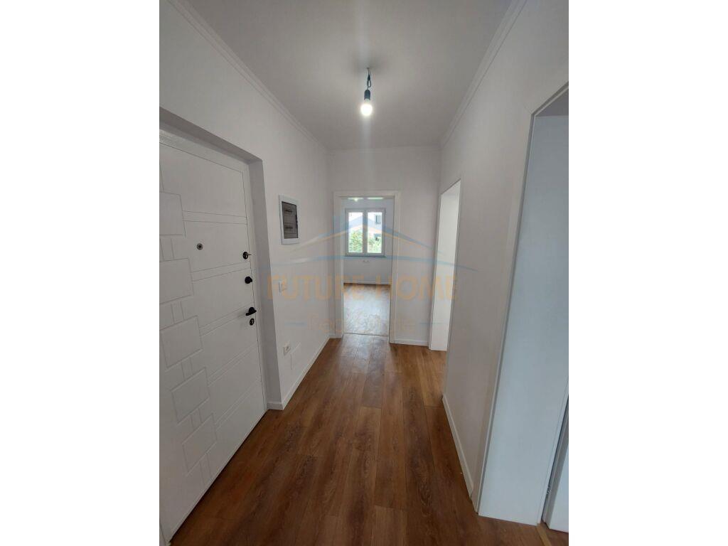 Disponojmë Apartament 2+1 për Shitje.