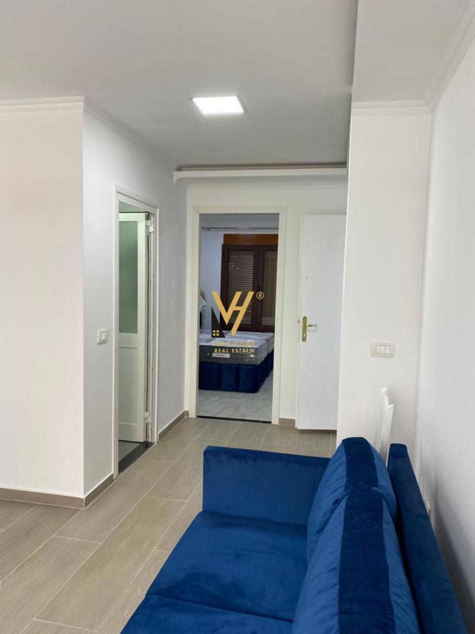 APARTAMENT1+1ME QERA TE SHKOLLA E BASHKUAR 400EURO