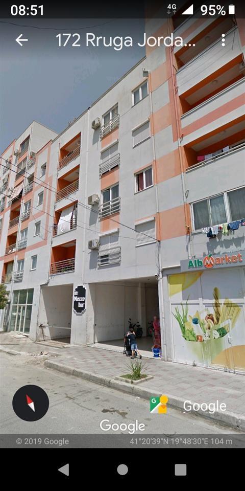 Tirane!:SHITET,Ap 3+1+2 banjo.