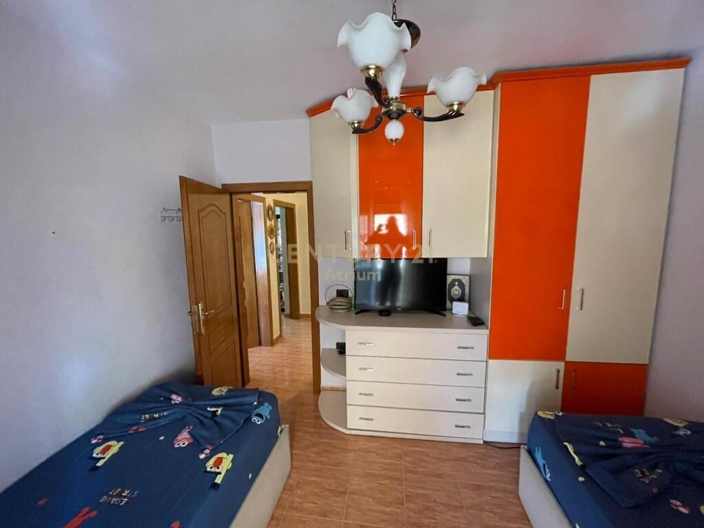 JEPET ME QIRA APARTAMENET 2+1