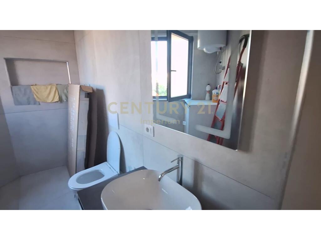 Qira | Apartament 2+1+2+Parkim | Rruga e Durresit 1100 €