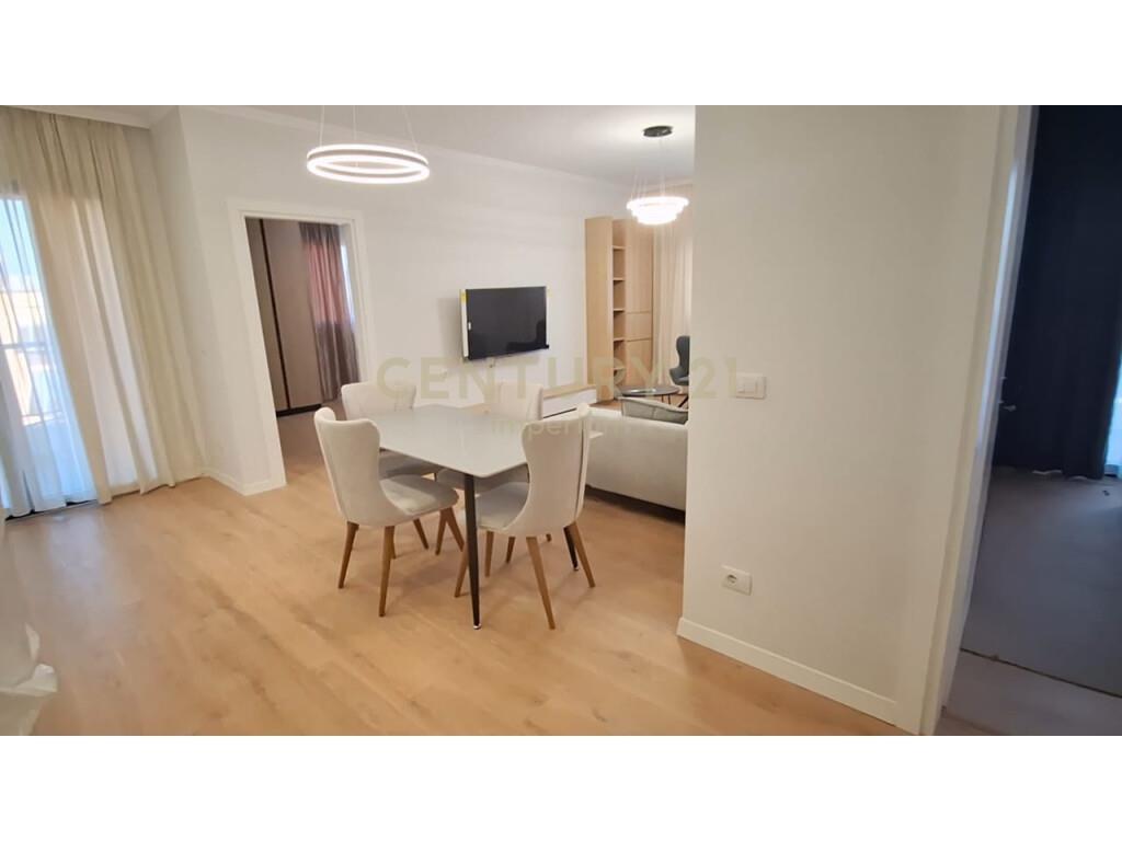 Qira | Apartament 2+1+2+Parkim | Rruga e Durresit 1100 €