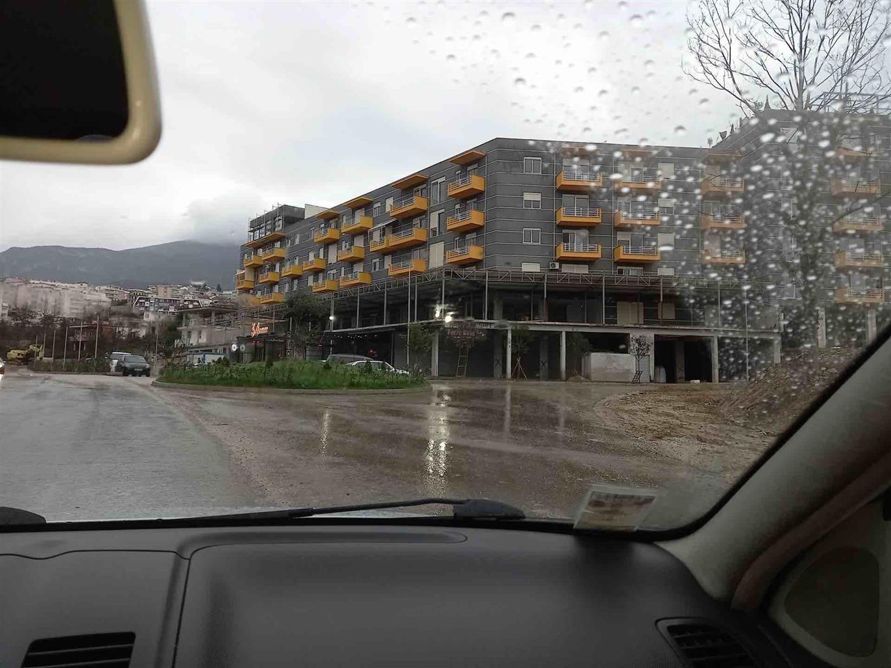 Apartament me qera