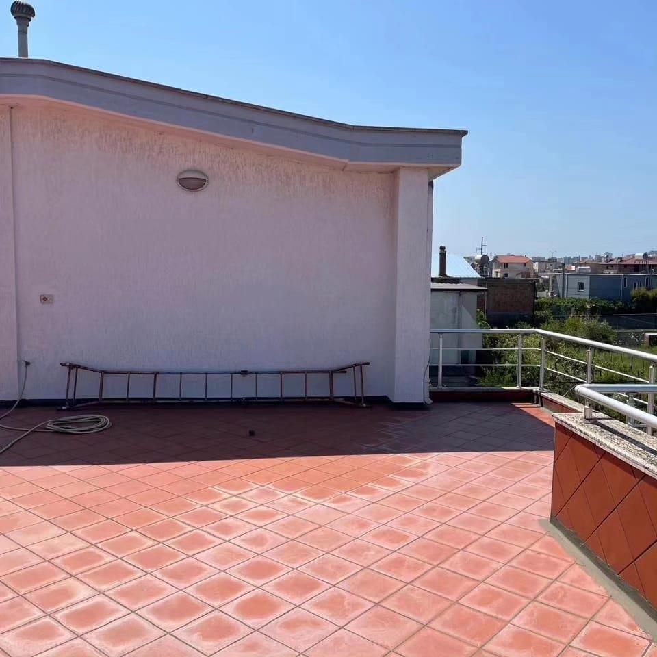 shitet shtepi private lagja 15/durres