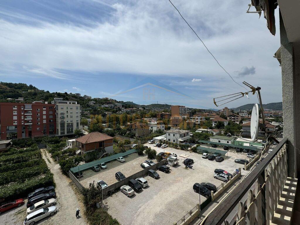 Shitet, Apartament 2+1+2, Misto Mame, Tiranë