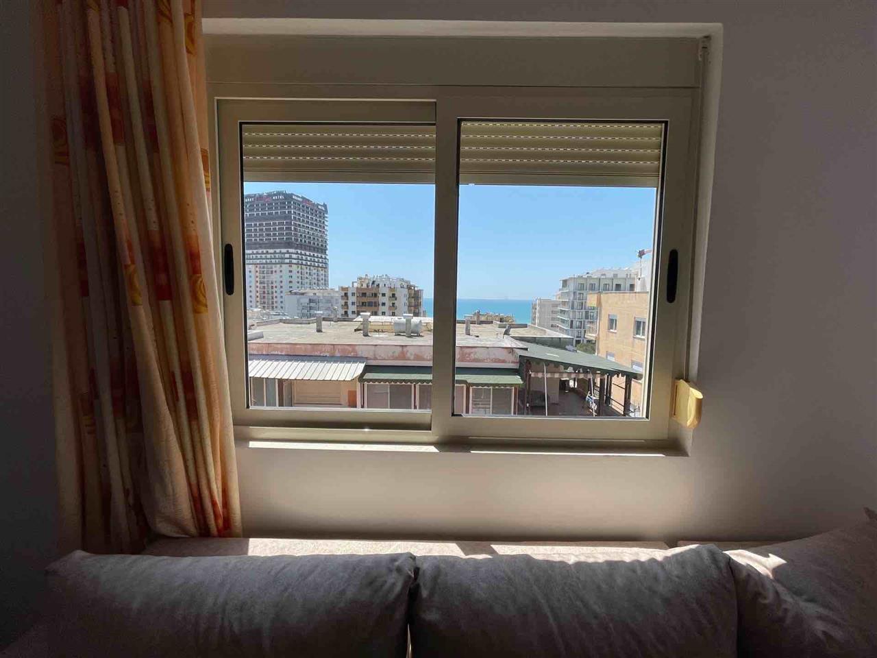 Shitet appartament 2+1 afer shkembit te kavajes