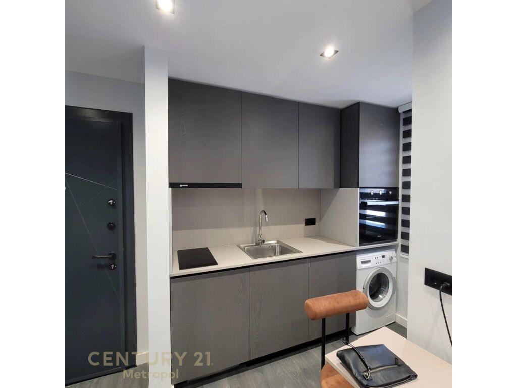 Shitet | Apartament 1+1 | Rruga Mine Peza 155 000 € | 60 m2