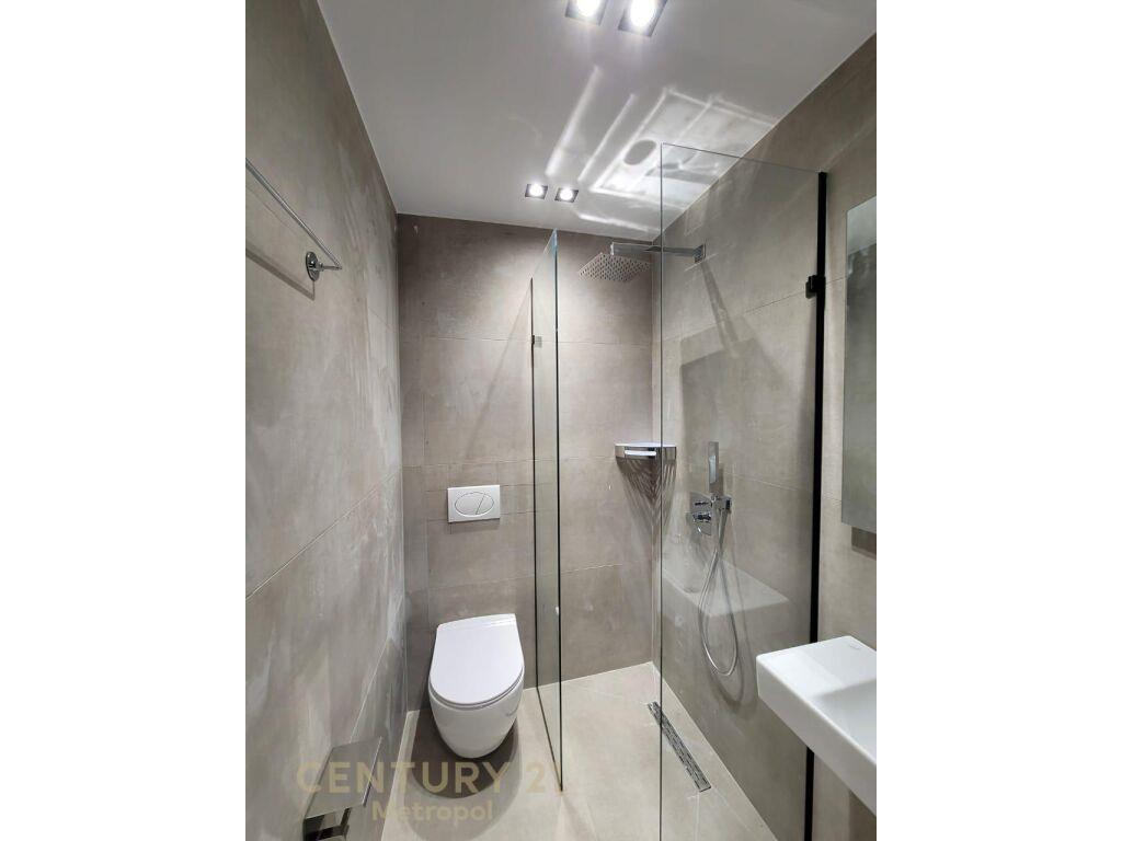 Shitet | Apartament 1+1 | Rruga Mine Peza 155 000 € | 60 m2