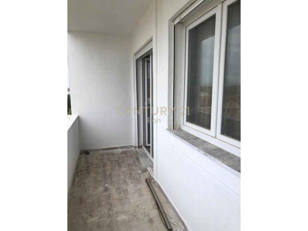 SHITET APARTAMENT 1+1 NE GOLEM!