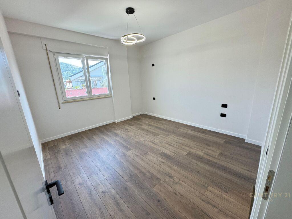 Shitet | Apartament 2+1+2 | Kodra e Diellit 230 000 € | 120