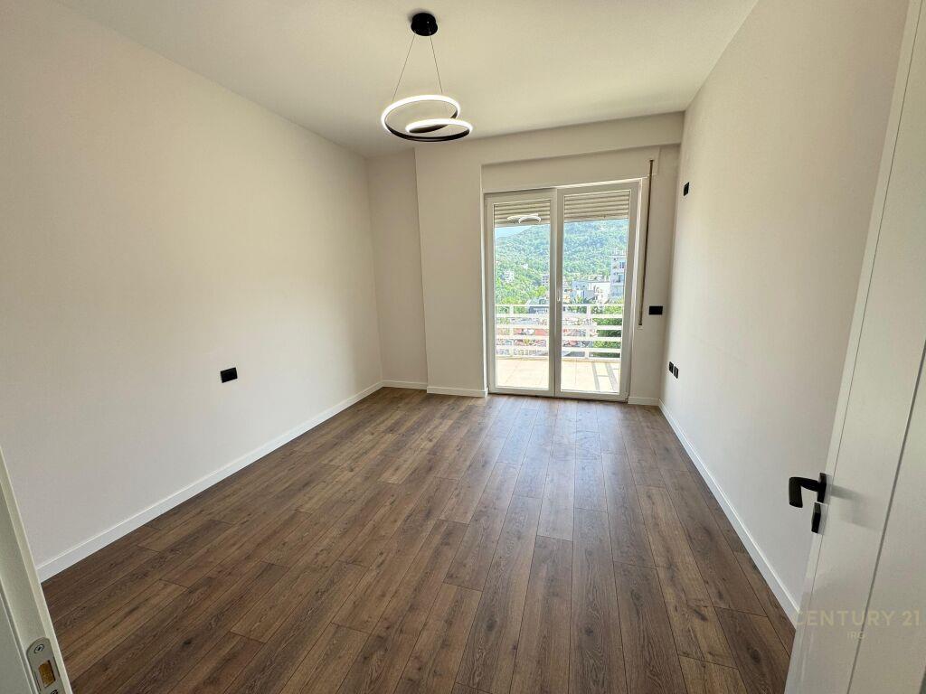 Shitet | Apartament 2+1+2 | Kodra e Diellit 230 000 € | 120