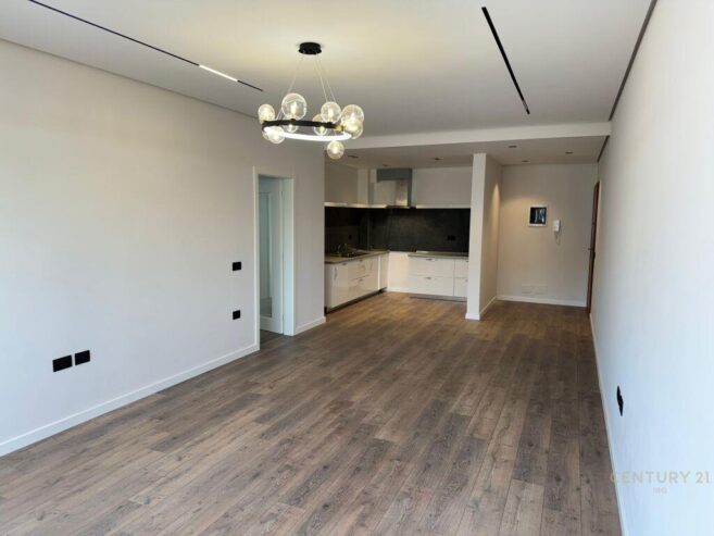 Shitet | Apartament 2+1+2 | Kodra e Diellit 230 000 € | 120