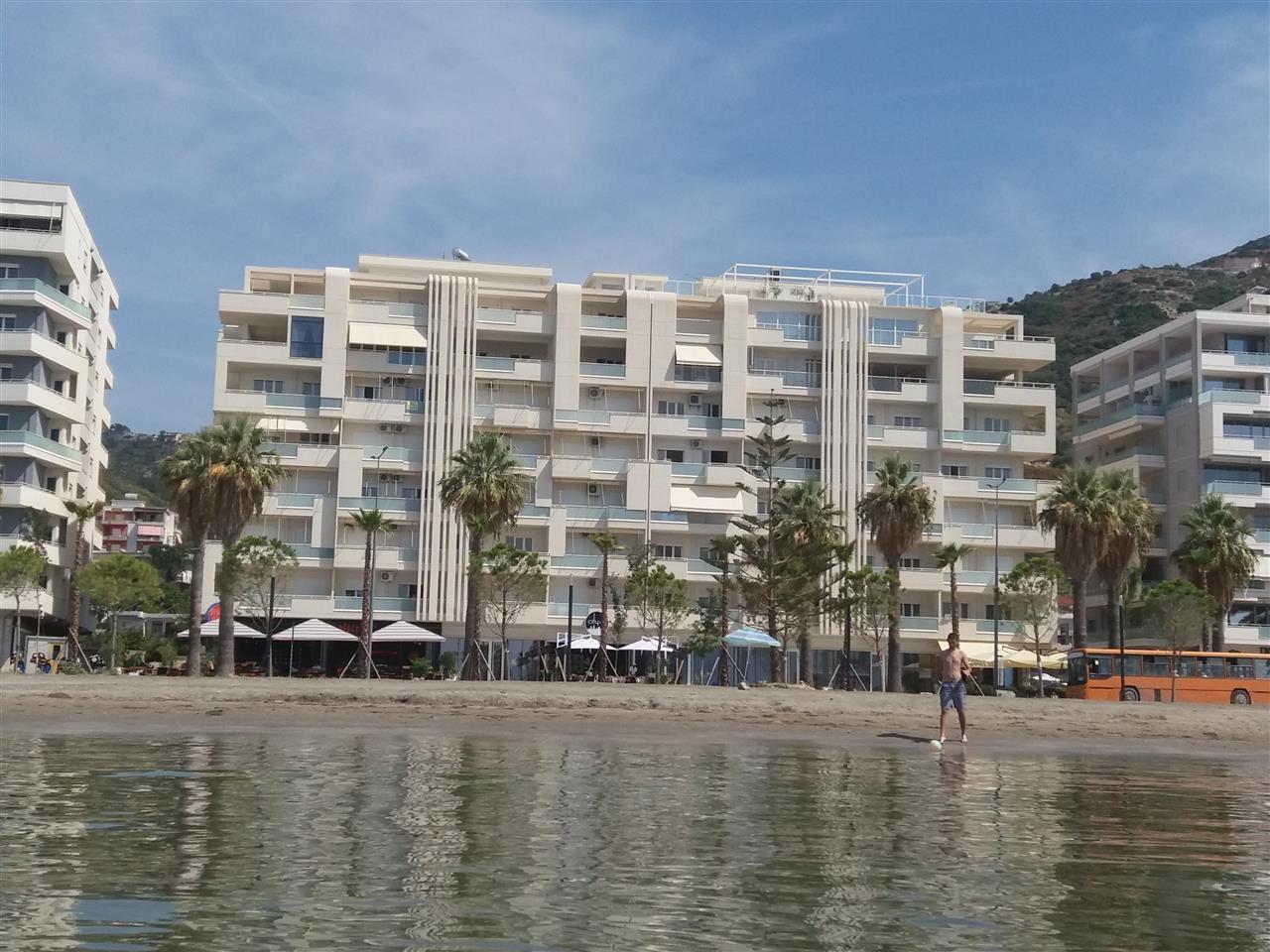 Me qera APARTAMENT 2+1