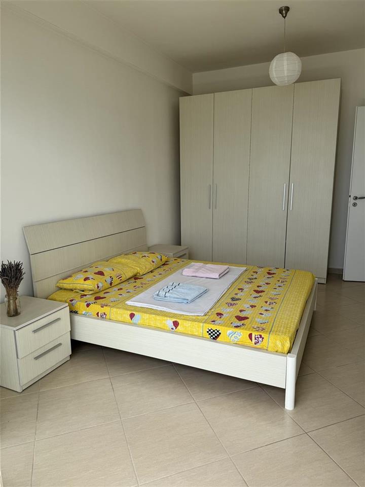 Me qera APARTAMENT 2+1