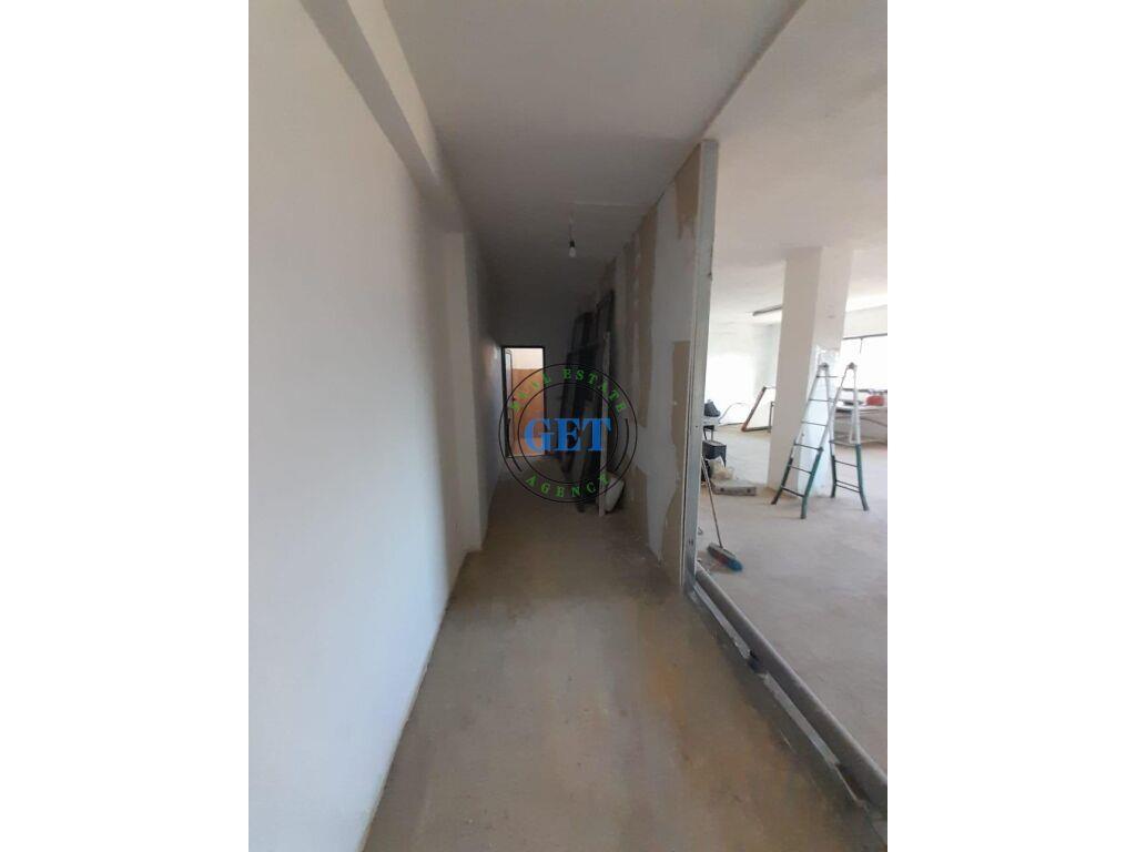 QIRA, AMBIENT BIZNESI NE SHKOZET!