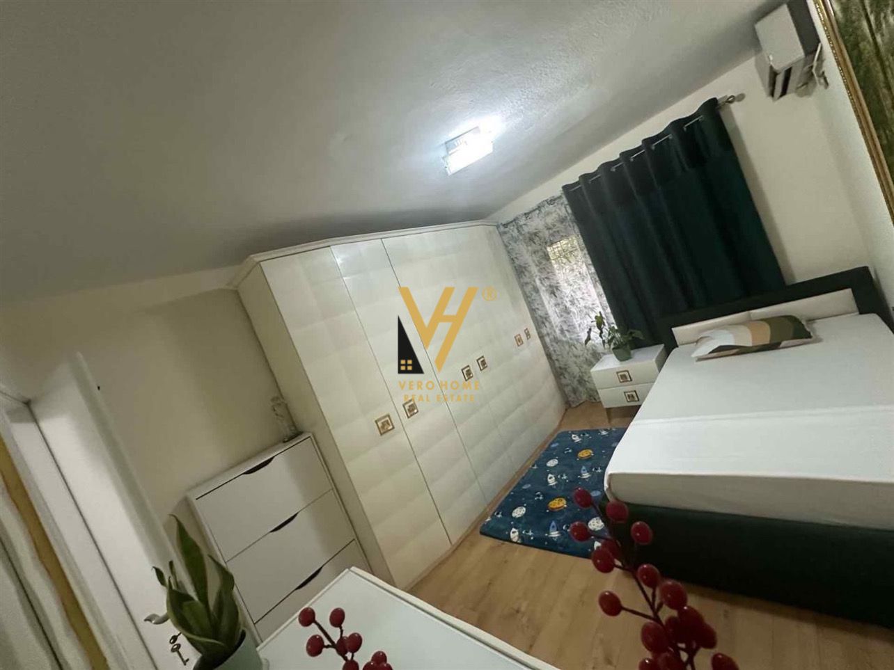 SHITET APARTAMENT 2+1TEK 21 DHJETORI 165.000 EURO