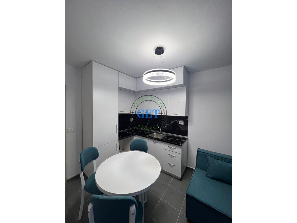 Shitet, Garsoniere e konvertuar ne 1+1, Shkembi i Kavajes, D