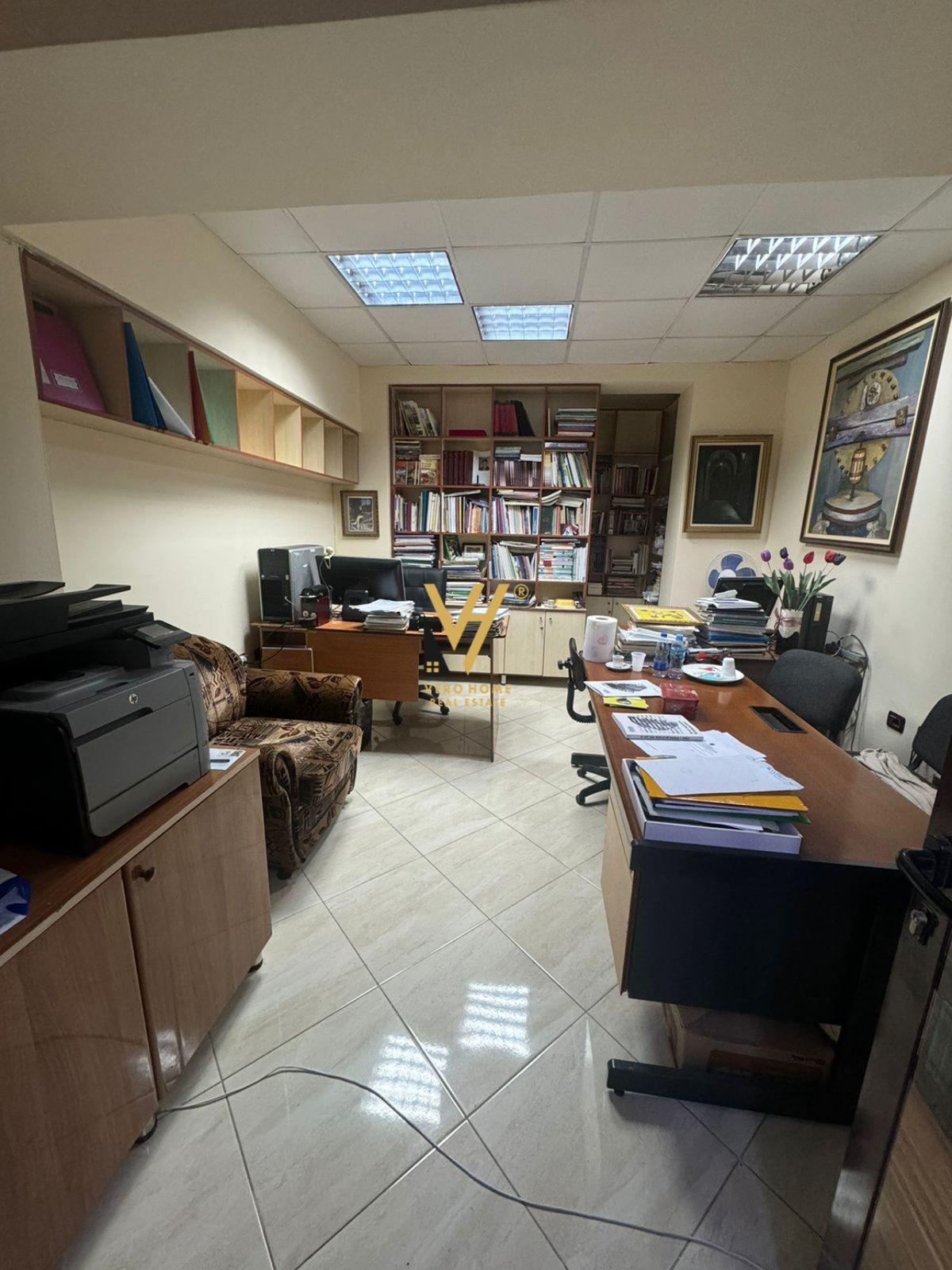 JEPET ZYRE 30 M2 MINISTRIS E DREJTESISE 30.000LEKE