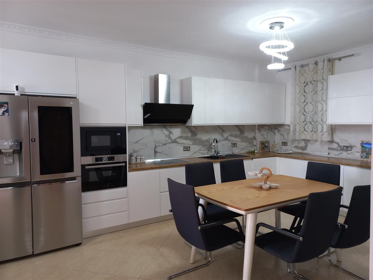 Apartamente Pushimi-Lungomare