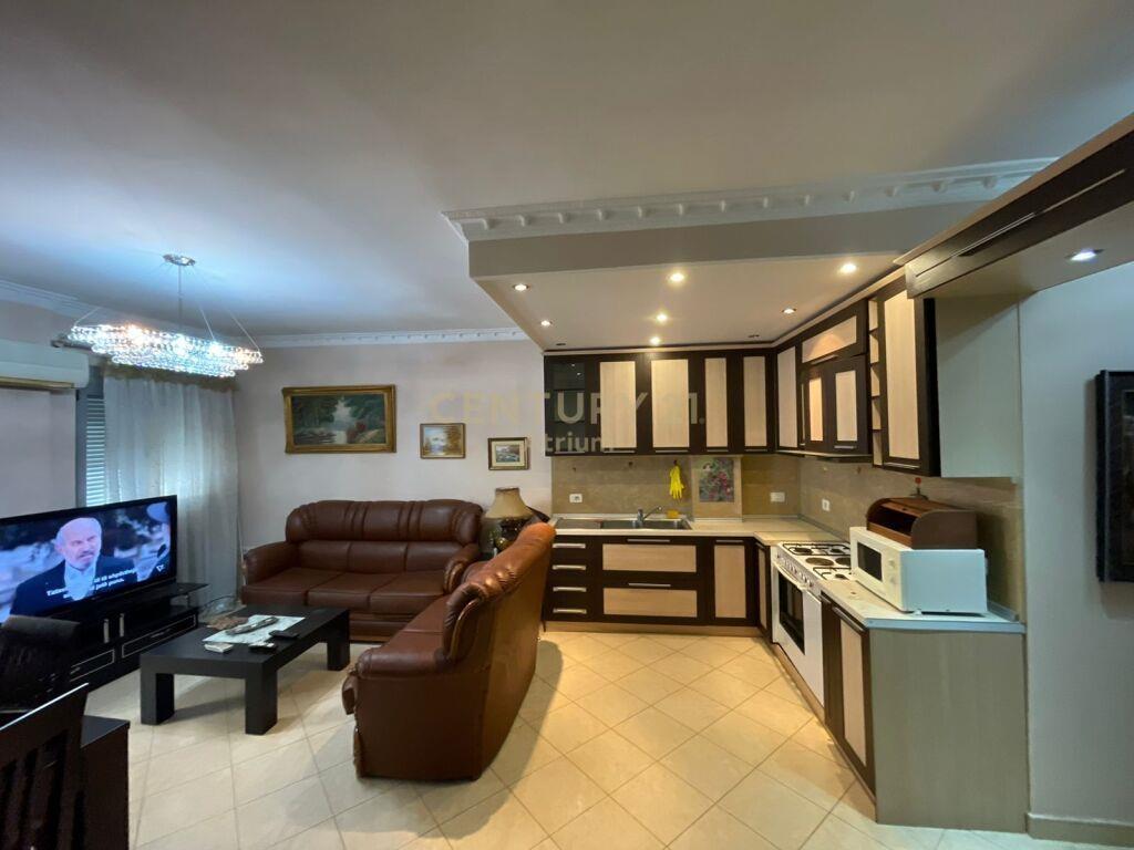 JAPIM ME QIRA APARTAMENT 2+1 NE FRESK !