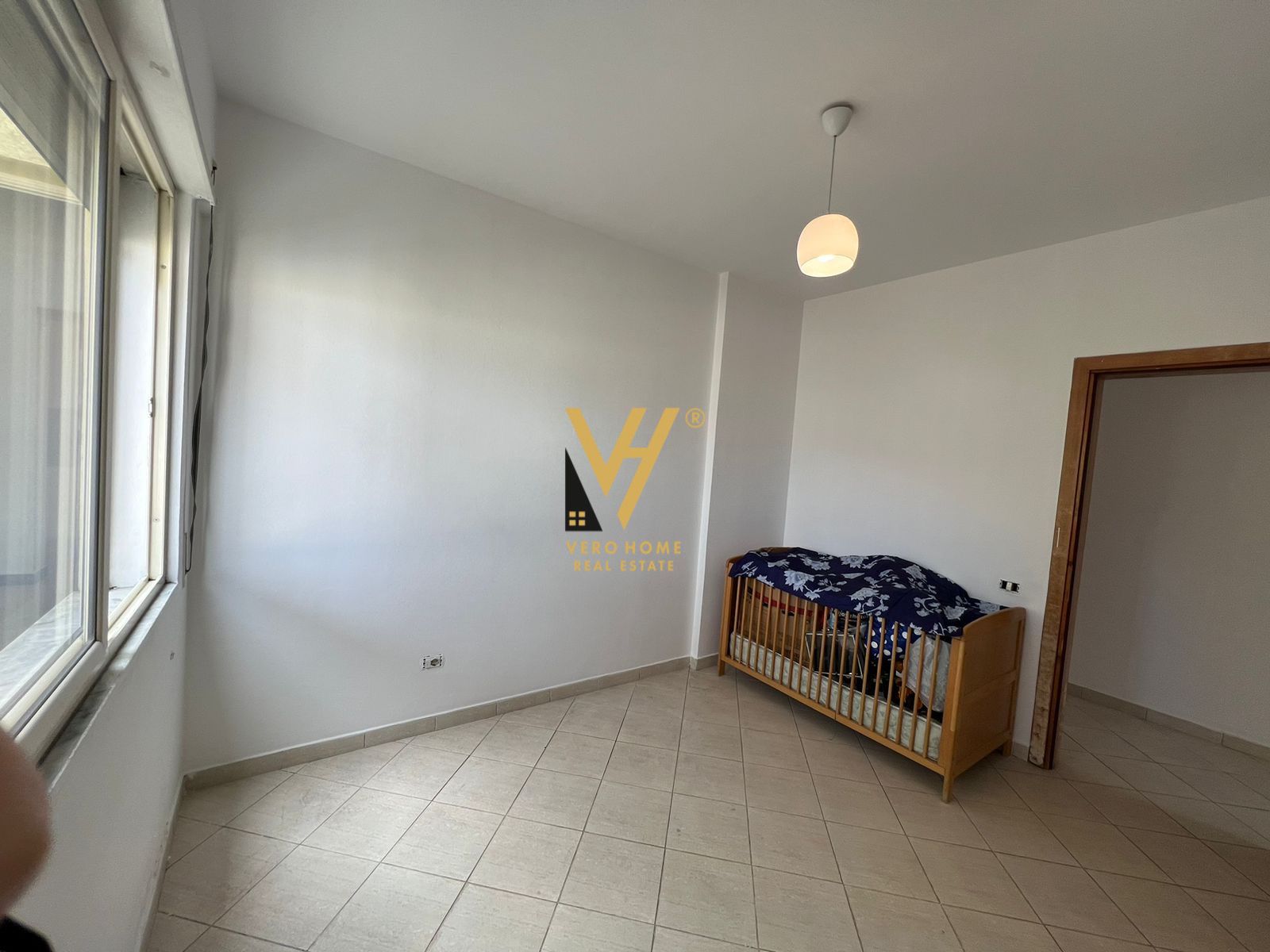 SHITET APARTAMENT 2+1RRUGA E KAVAJES 170.000 EURO