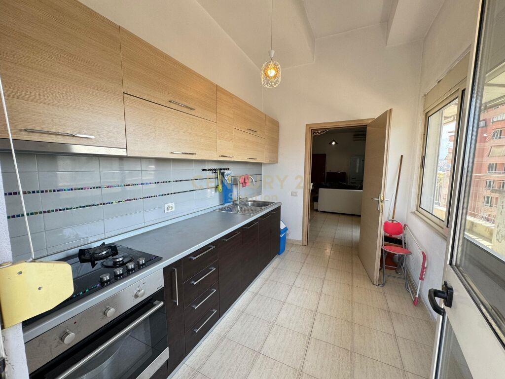 Qira | Apartament 1+1+2 | Myslym Shyri 580 € | 105 m2