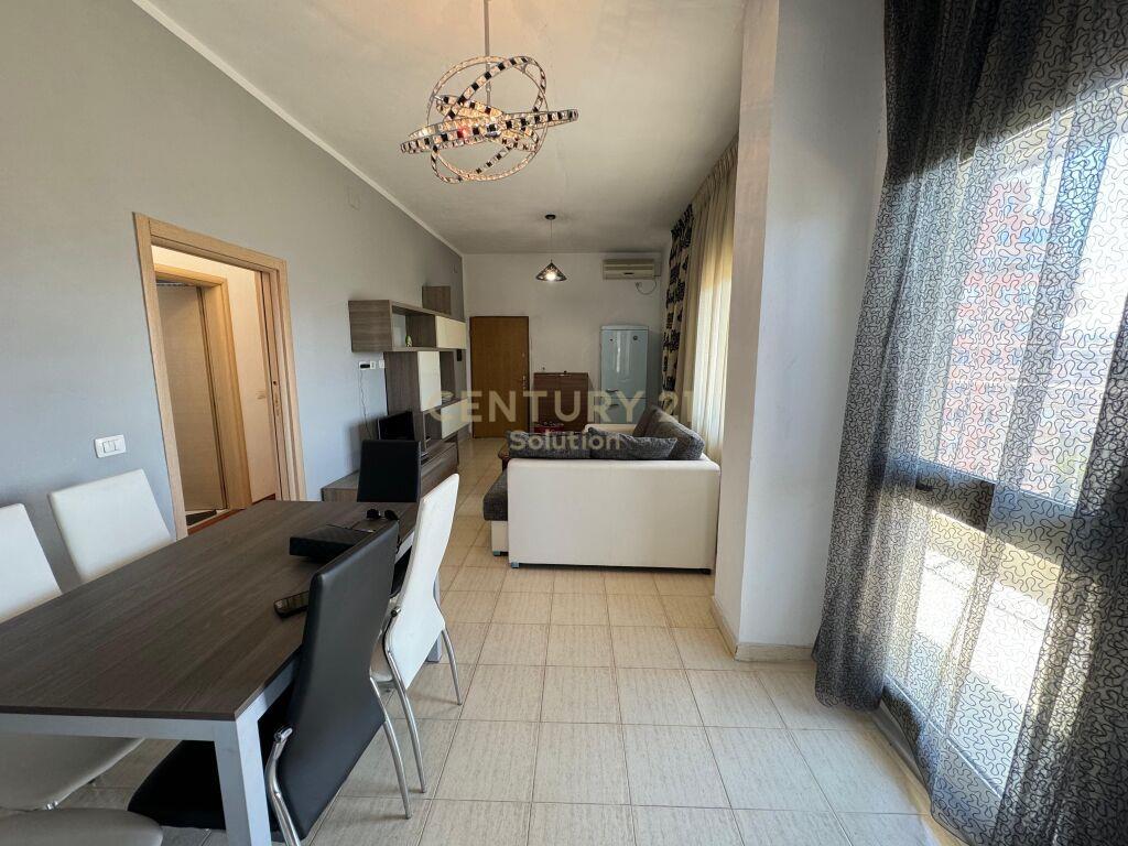 Qira | Apartament 1+1+2 | Myslym Shyri 580 € | 105 m2