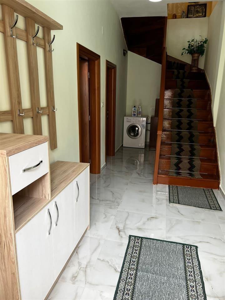 Shtepi Plazhi Pogradec