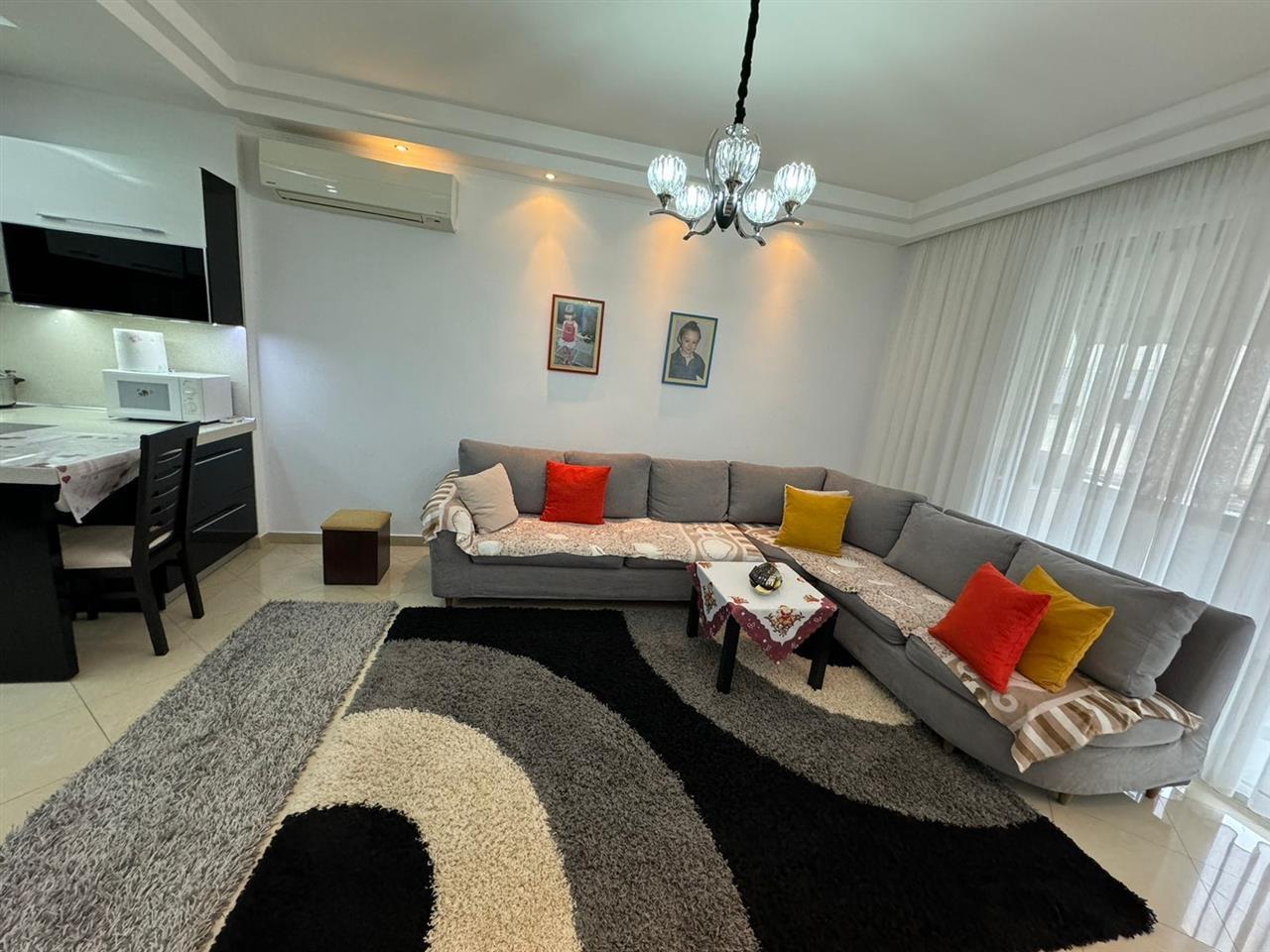 SHITET APARTAMENT 2+1 NE PLAZH, ME MUNDESI NDARJE, DURRES !