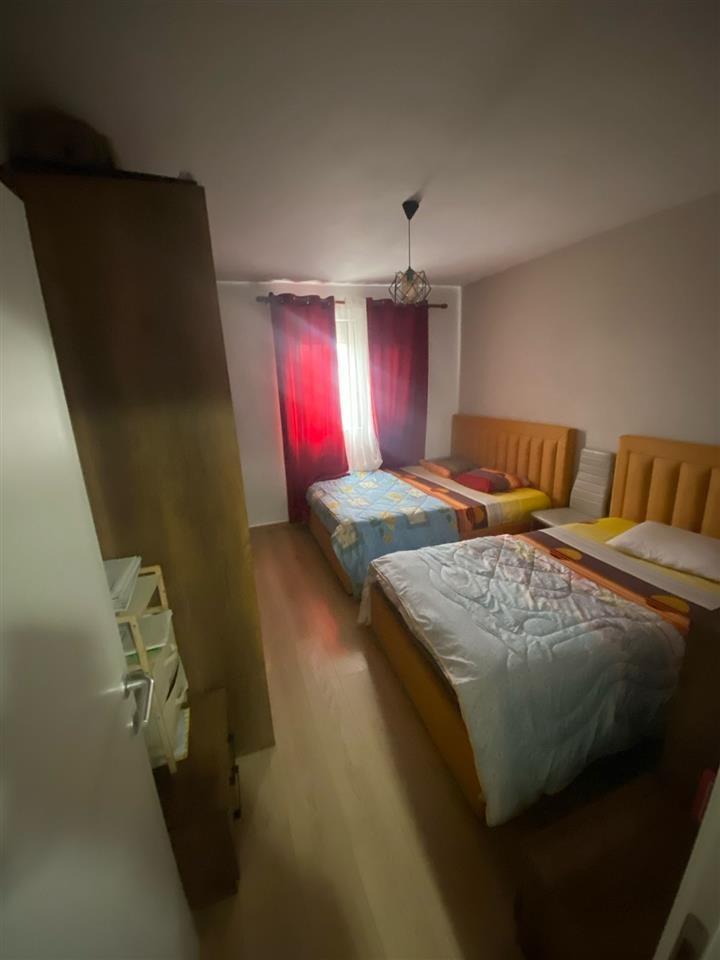 SHITET APARTAMENT 1+1 TEK SHKOLLA EFTALI KOCI !