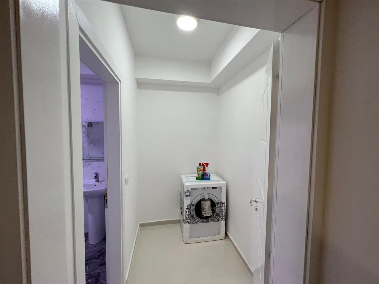Qera, Apartament 2+1, Fresku, Tiranë