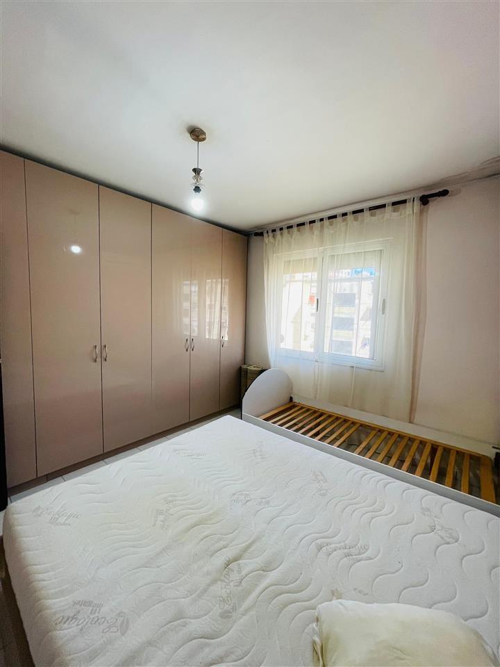 Disponojmë Apartament 1+1 për shitje, 21 Dhjetori Tiranë.