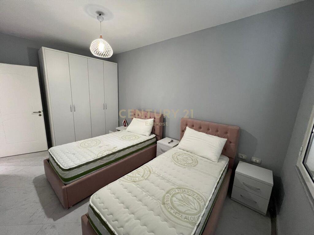 Qira | Apartament 2+1 | Don Bosco 500 € | 90 m2