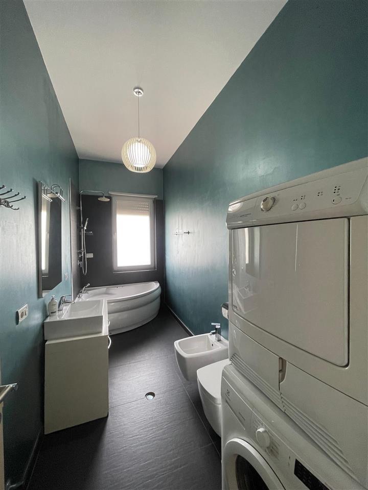 Apartament 2+1+2, për qera, tek Liqeni Artificial i Tiranës,