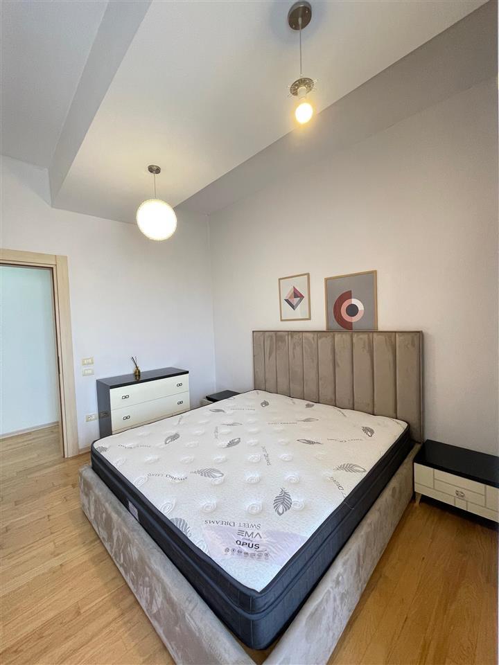 Apartament 2+1+2, për qera, tek Liqeni Artificial i Tiranës,