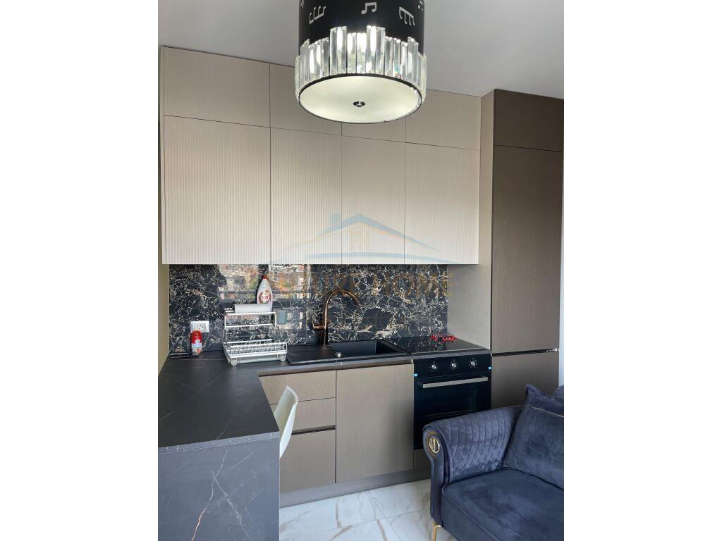 Qera, Apartament 1+1, Zogu i Zi , Tiranë.