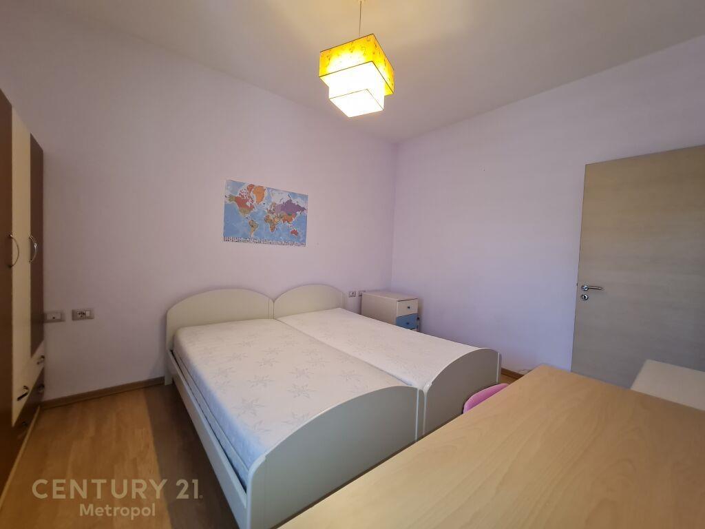 Qira | Apartament 3+1+2 | 21 Dhjetori 800 € | 138 m2