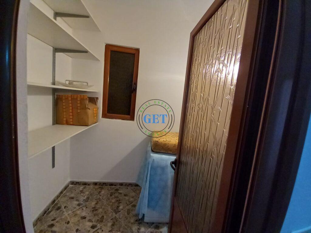 Qira ,Apartament 3+1+2 Ballkone + Garazhd, Tregu fshatar, Du