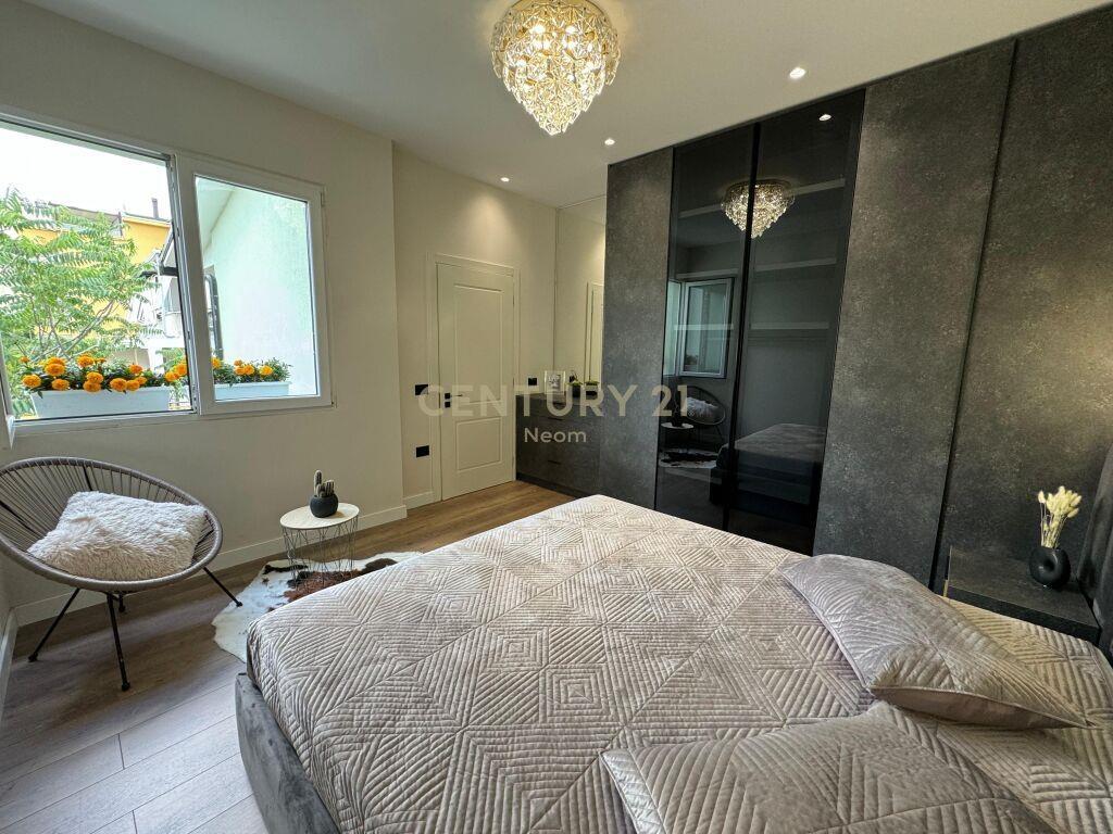 Qira | Apartament 1+1 | Kodra e Diellit 630 € | 74 m2