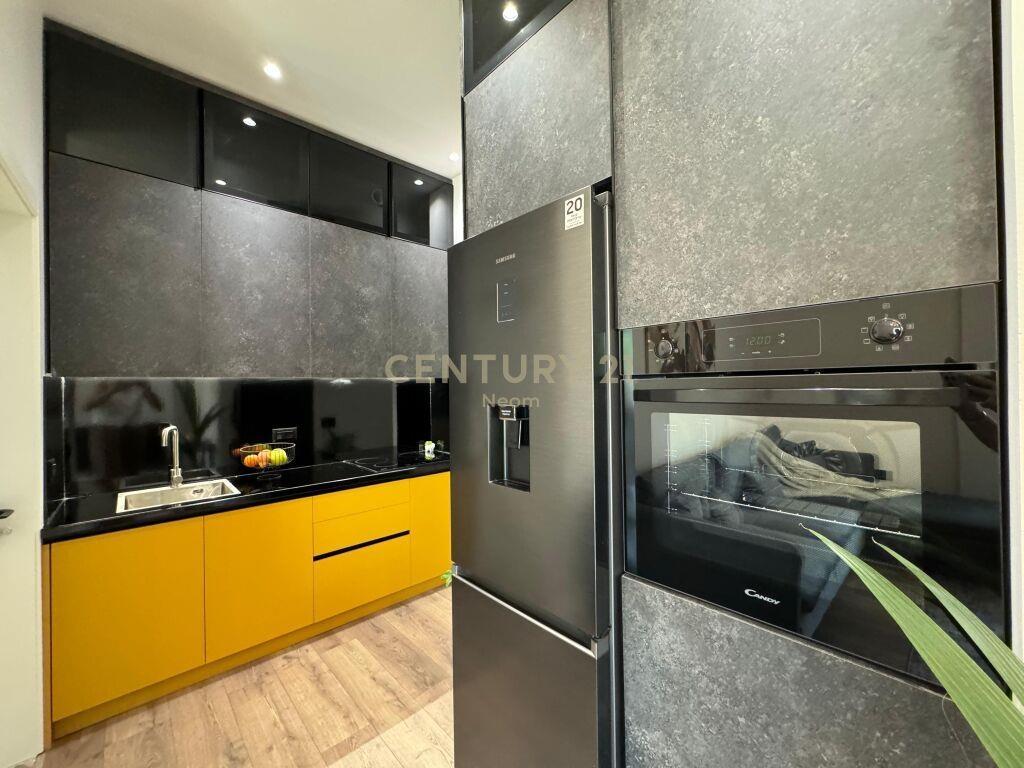 Qira | Apartament 1+1 | Kodra e Diellit 630 € | 74 m2